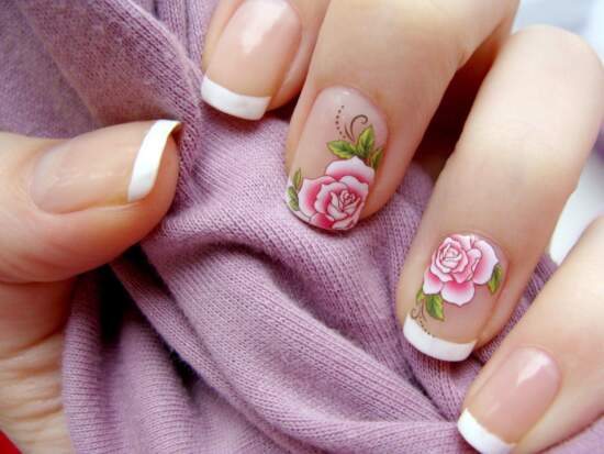 Флористические мотивы дизайна ногтей